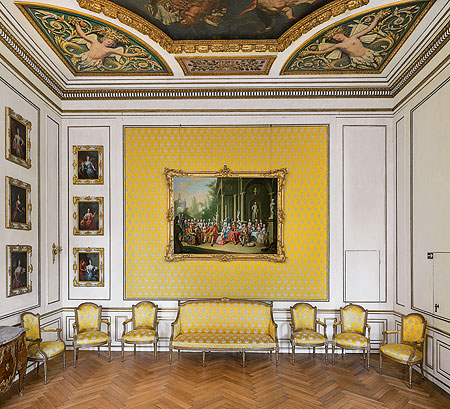 Picture: Nymphenburg Palace, Bedchamber